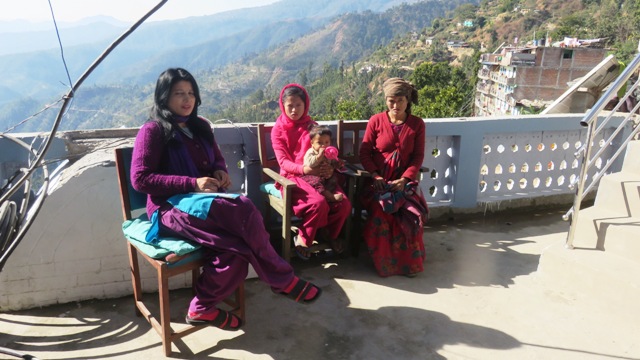 न्याय खोज्दै हिंसा पिडित महिला