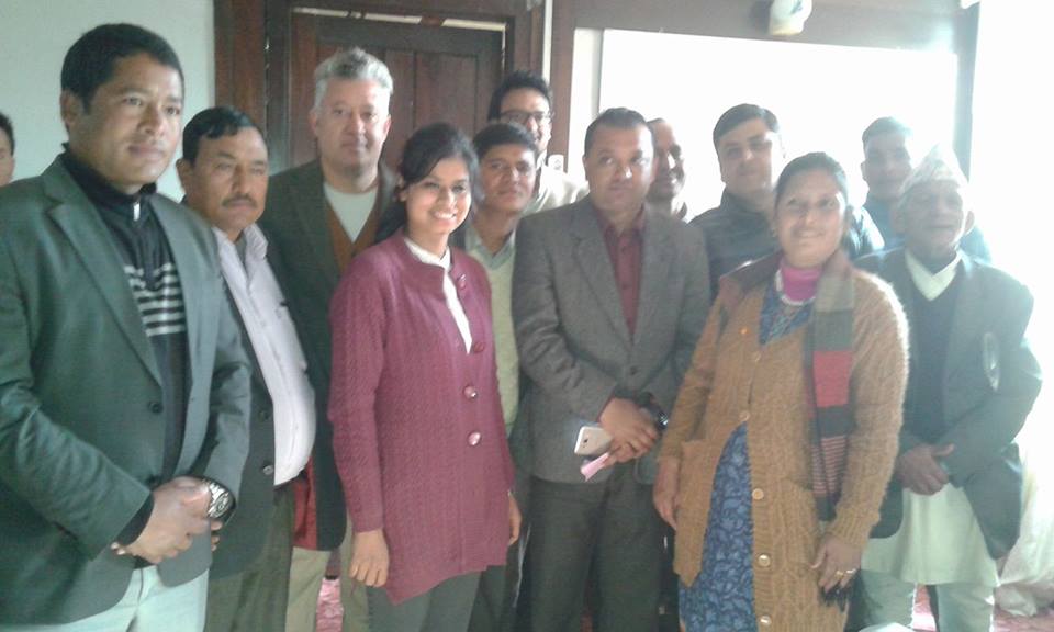 अस्पतालको सेवा सुधारको माग गदै मन्त्रालयमा डेलिकेशन