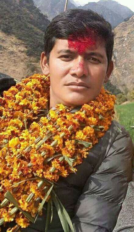 वारेकोट गाउँपालिकामा अध्यक्षमा कांग्रेस , उपाध्यक्षमा माओवादी विजयी ,पत्रकारिताको पृष्ठभुमिवाट राजनीतिमा