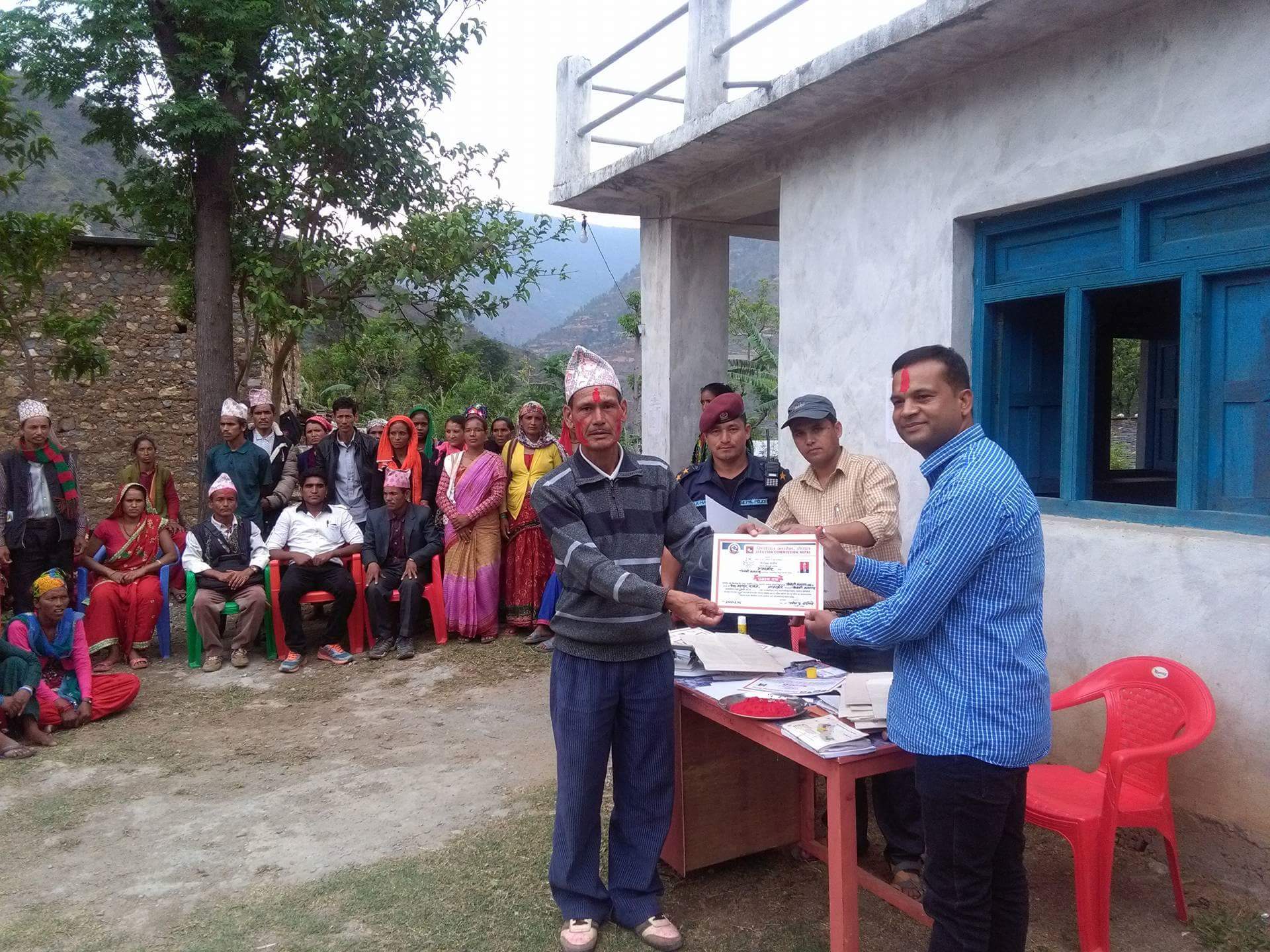 नलगाड नपाका मेयर,उपमेयरले पद तथा गोपनियताको सपथ