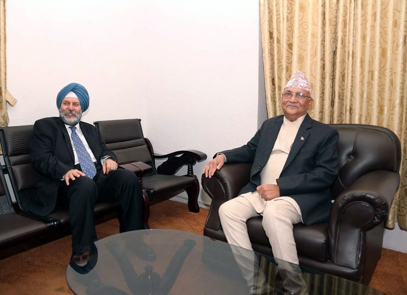 भारतिय राजदूतलाई ओलीले भने देउवा निर्वाचन नगर्ने षडयन्त्रमा छन्