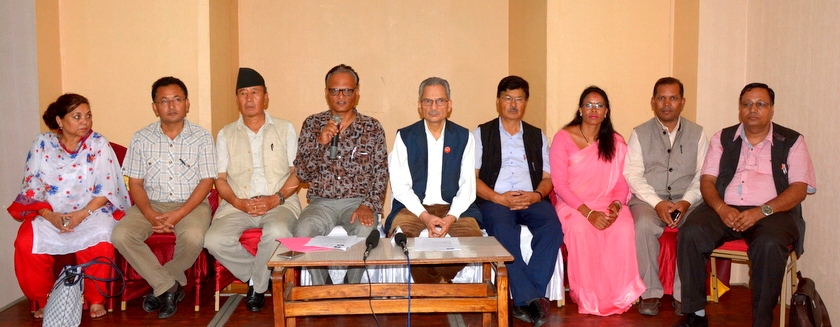 ४० बर्ष पुराना साथीसँग बाबुरामको अर्को ‘डिभोर्स’