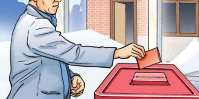 अठार पुरुषबीच एक्ली महिला उम्मेदवार