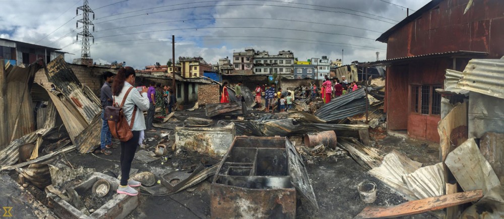 यस्ता छन दशैंको दिन, कुलेश्वर काठमाडौंमा एकैपटक ४० घर जलेका तस्बीरहरू,फोटोहरू सहित।