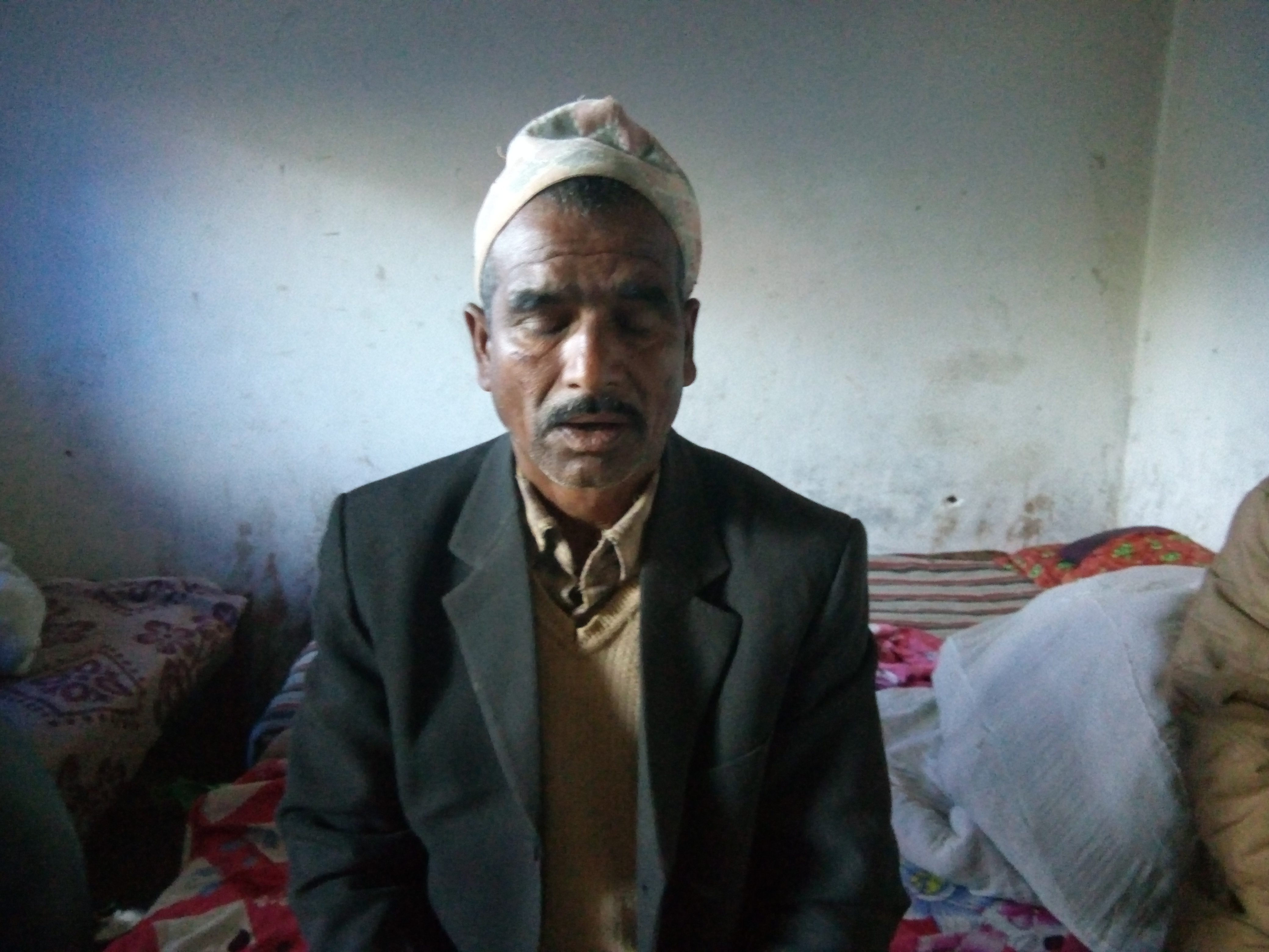 दमाई माथि दमाह वजाएकाे भन्दै घरमै गएर कुटपिट