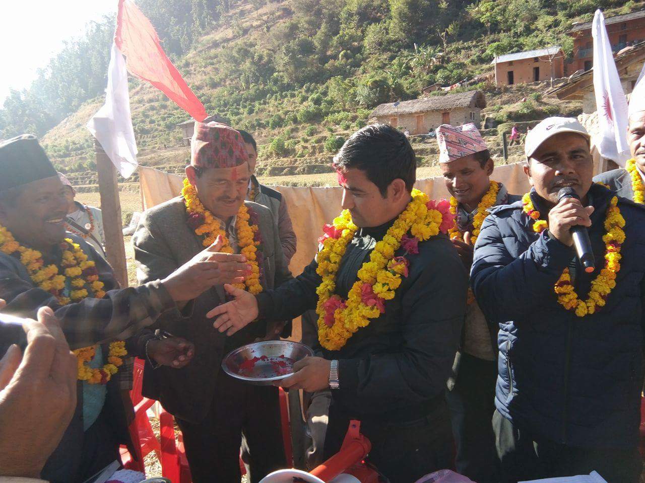 ने क पा (बिप्लब ) जाजरकोट जिल्ला सचिब अमृत ओलि माओवादी केन्द्रमा प्रबेश,अब बामगठबन्धनलाइ पुर्ण रुपमा साथ दिने।