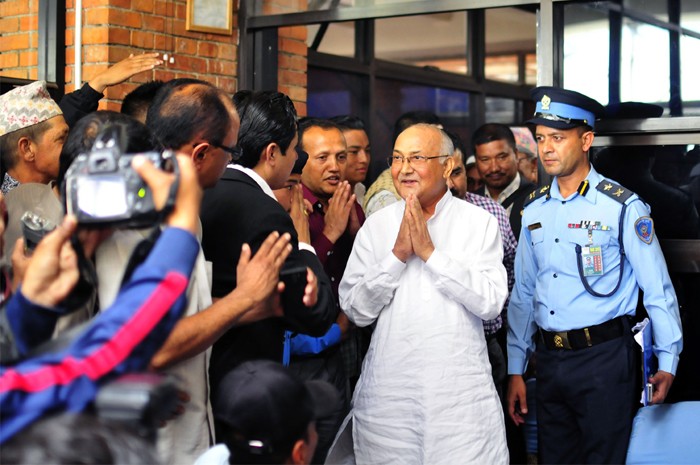केपी ओली फेरी बैंकक जांदै