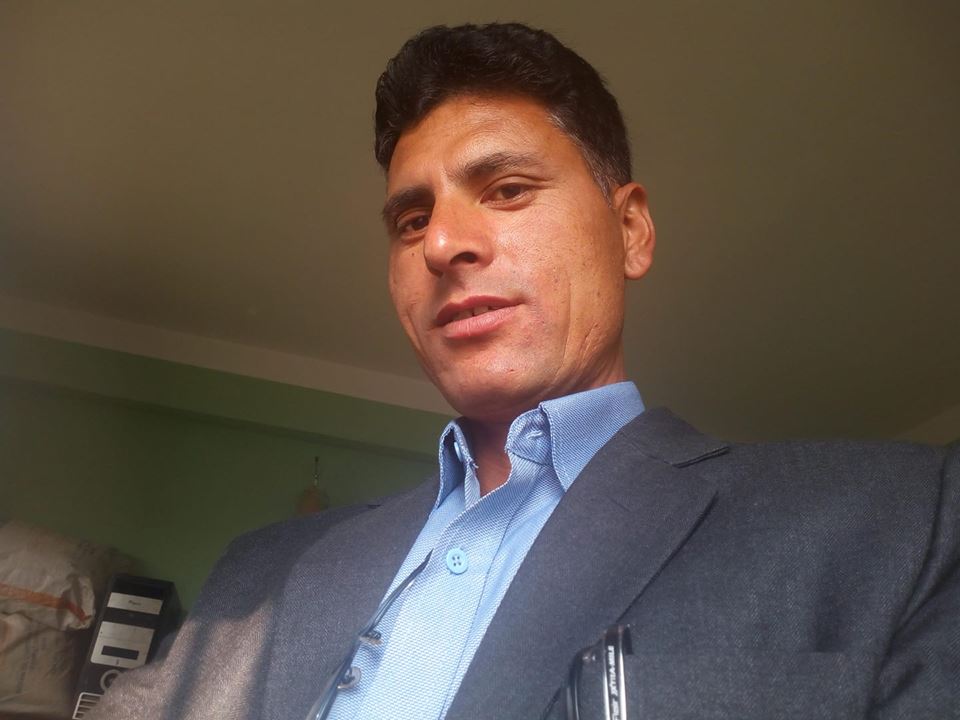 सन्दर्भ फेसबुके जुहारीको