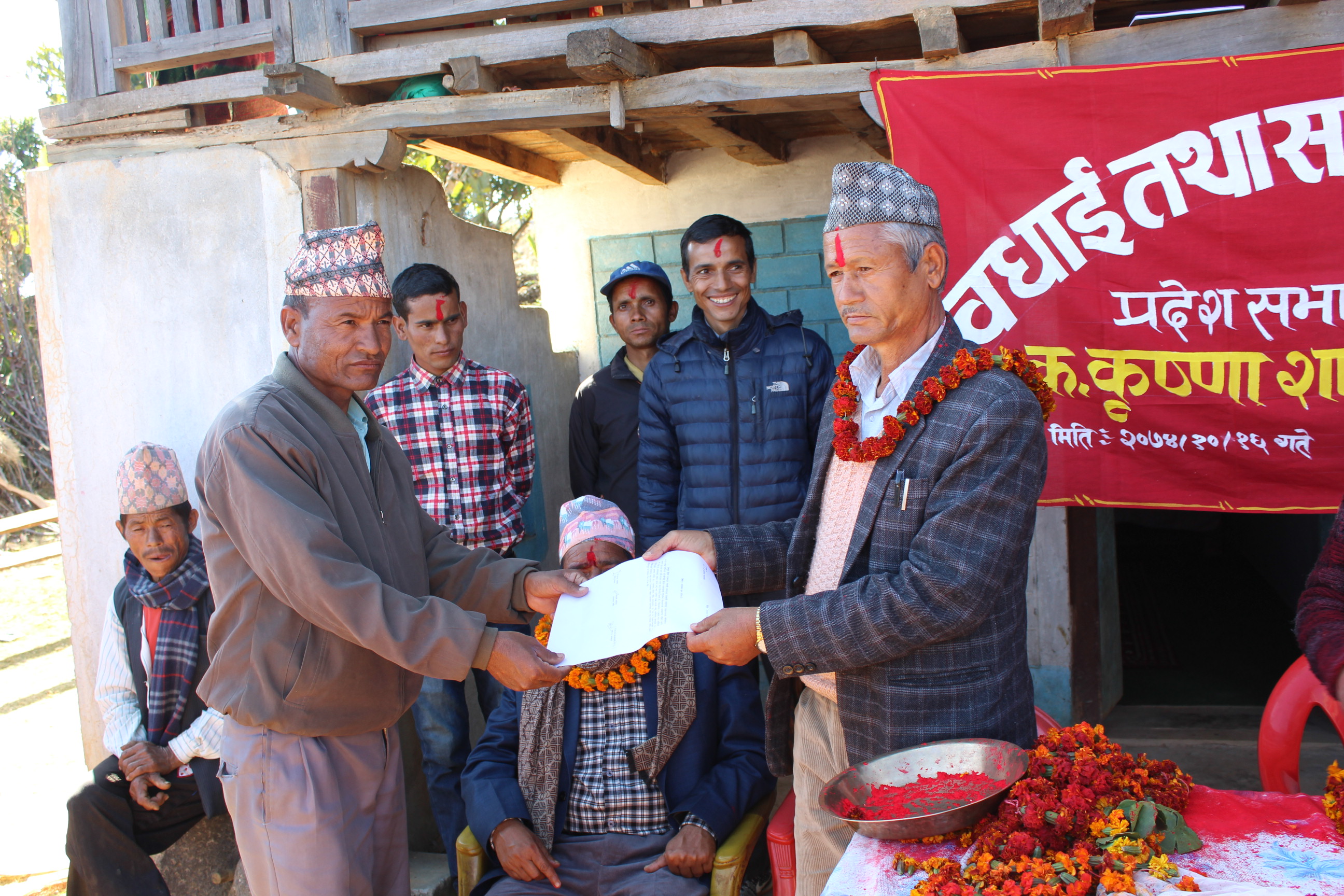 सडक स्तरउन्नती नहुँदा हिउँदमा धुलामे , वर्षामा हिलामे