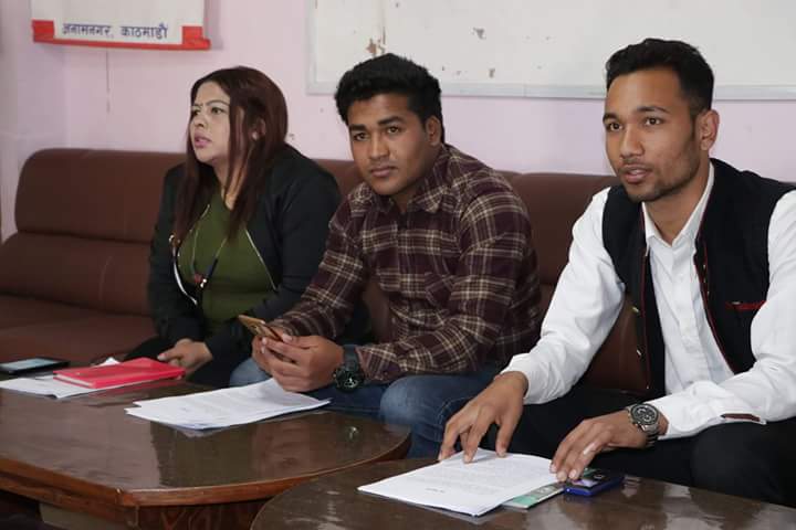 सबै भन्दा धेरै गणतन्त्रका नारा सुनिने राजधानी काठमाण्डौमा  पत्रकारलाई नै  दलित भन्दै कोठाबाट निकालियो।