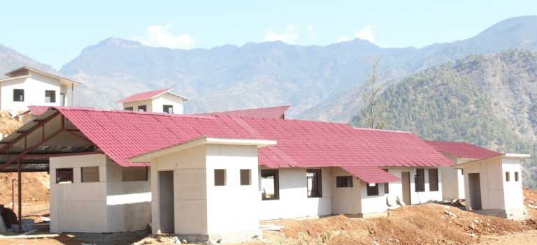 व्यक्तीगत लगानिमा जाजरकोटको दर्गम गाउँमा बन्यो विशाल अस्पताल