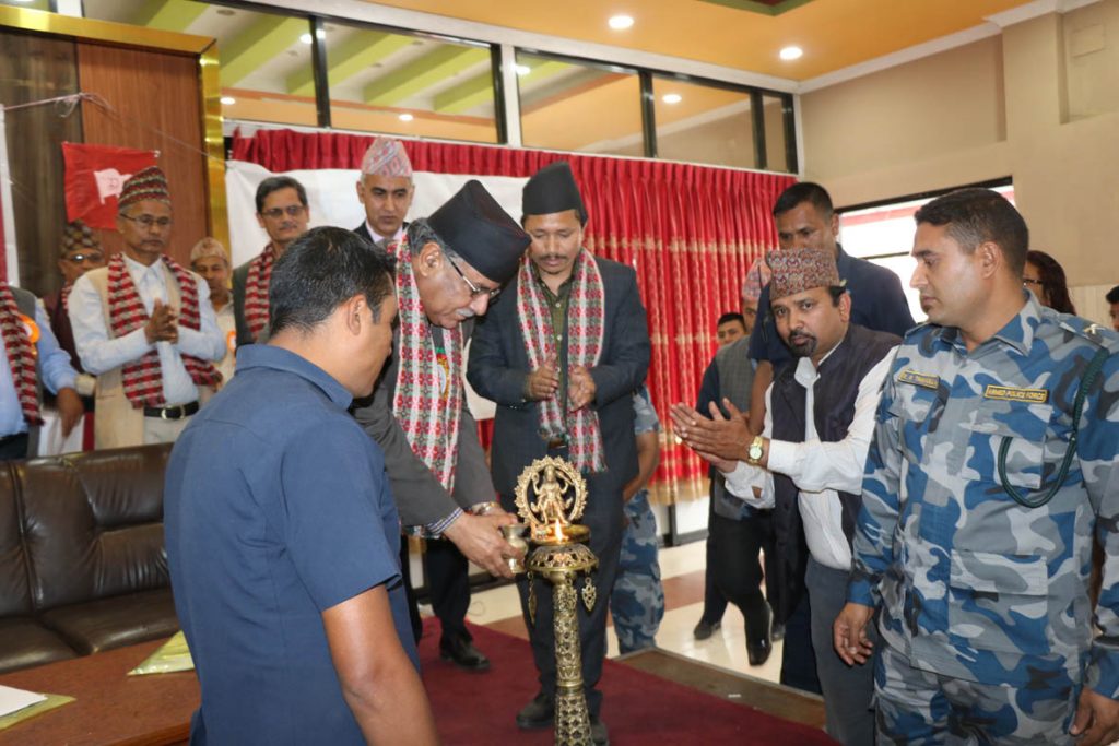 समाजवादी शिक्षाबाट मात्रै मुलुकको समृद्धि सम्भव ः प्रचण्ड