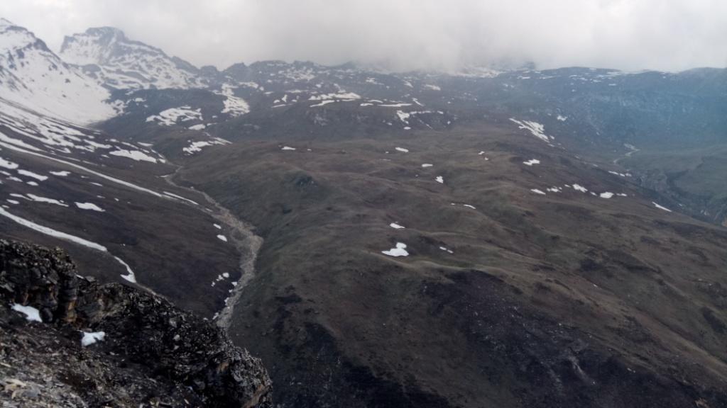 डोल्पामा लेक लागेर थप २ जना विरामी,एकको अवस्था गम्भिर