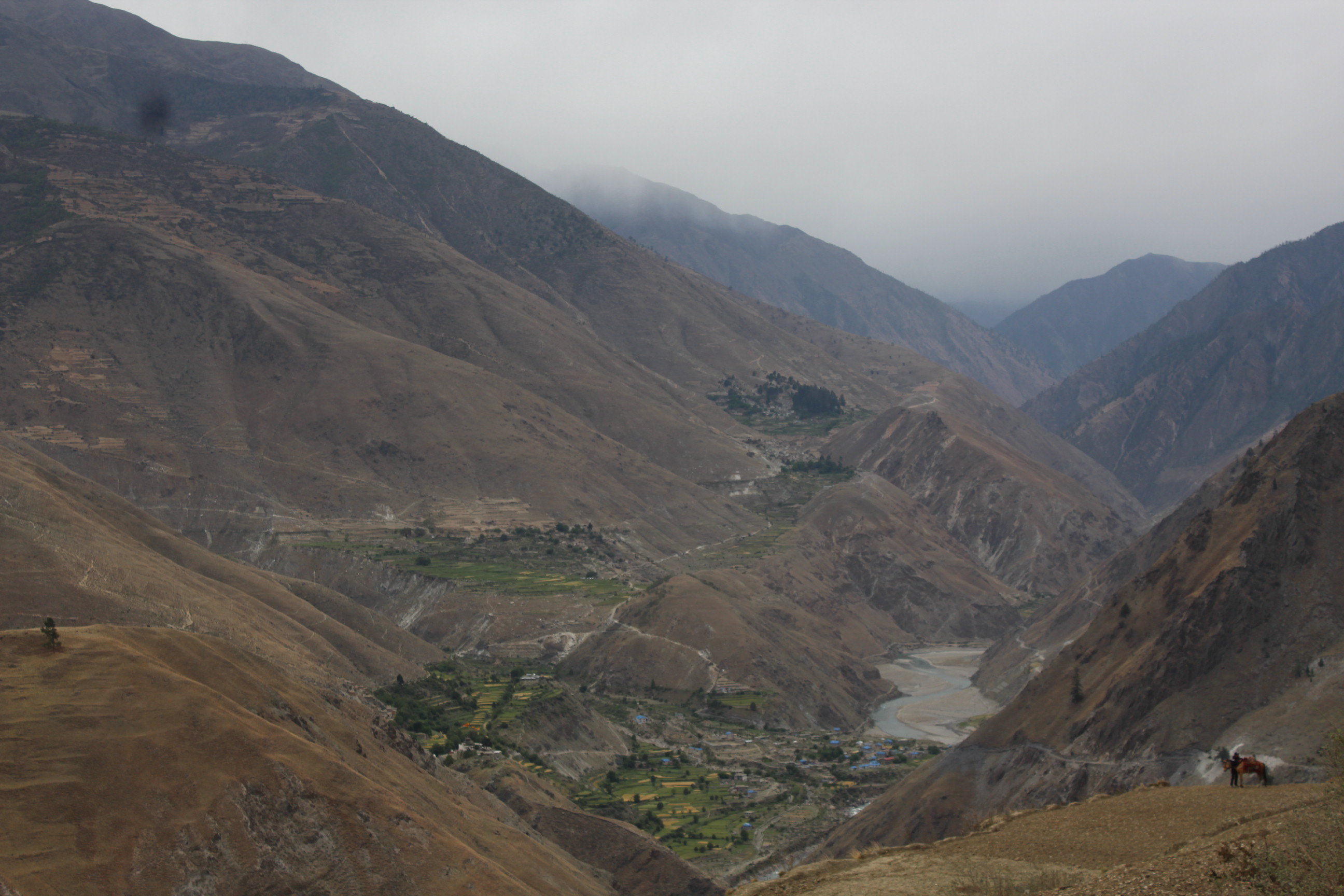 बिकासको नाममा आएको वजेट पकेटमा