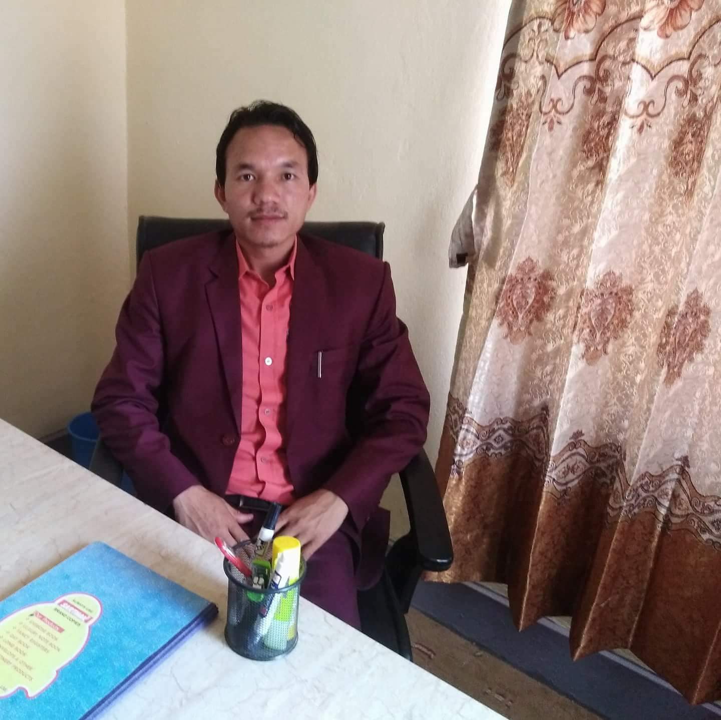 वन मन्त्रीका स्वकीय सचिवले रक्सी खाएर मन्त्रालयका सचिवमाथि हातपात गरे