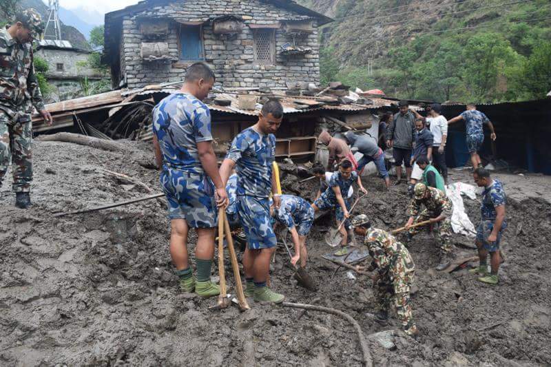भुरुङ तातोपानीमा बाढीबाट १ करोड बढीको क्षती