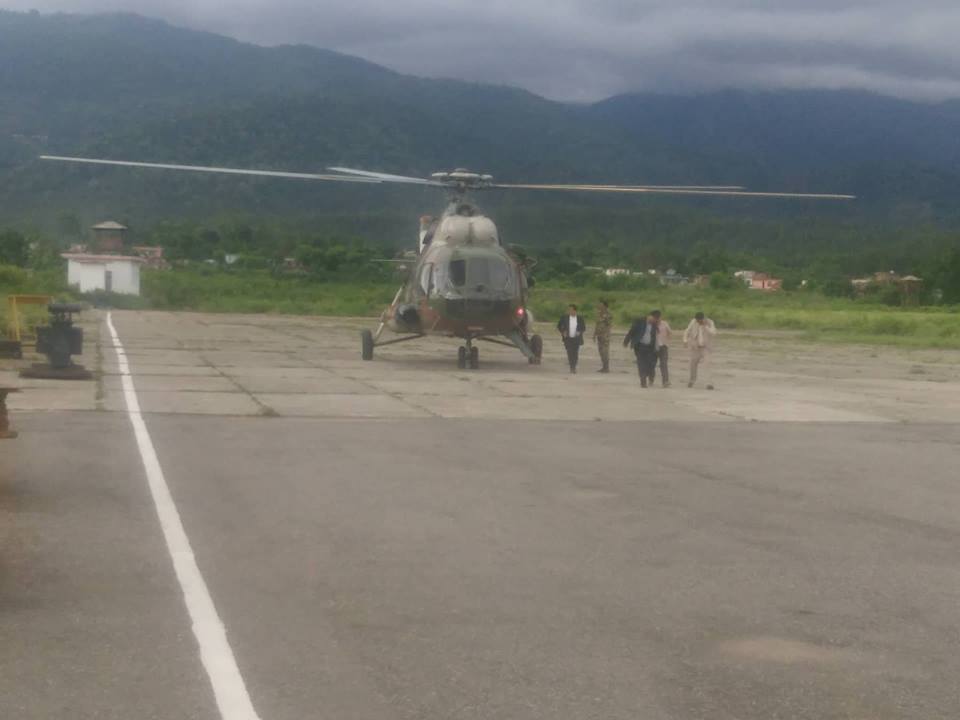 गोविन्द केसी लिएर काठमाडौं उडेको हेलिकप्टर यसकारण पुग्यो सुर्खेत