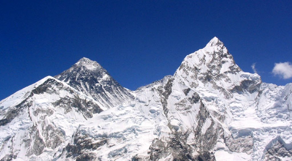 आलेख ः सगरमाथाको उचाइ मापनमा दुई टोली सक्रिय, ७५ प्रतिशत ‘लेभलिङ’को काम सम्पन्न