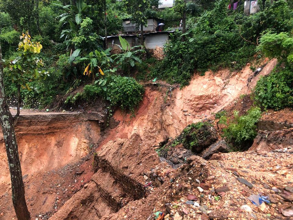 जाजरकोट खलंगामा सडकको यो अवस्था , जिम्मेवारी कस्को ? फोटो फिचर