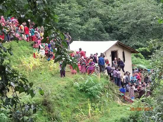 सल्यानमा घर भत्किदा एक घरका पाँच जनाको मृत्यु , एक घाइते