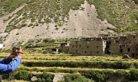 समाज अनौठो हिमाली गाउँ, जहाँ साँझ ७ बजेपछि पाइँदैन बास