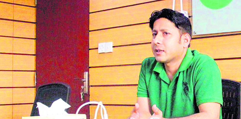 प्रधानमन्त्रीका सल्लाहकारद्वारा अनधिकृत विवरण संकलन
