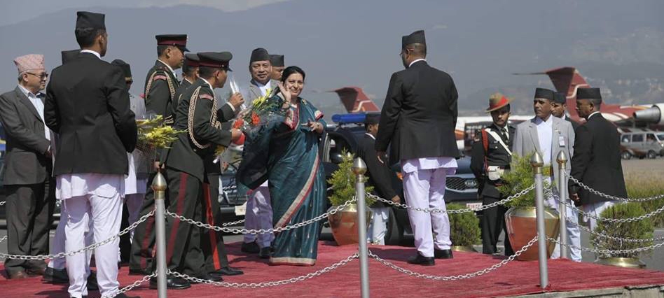 चार दिने भ्रमणका लागि राष्ट्रपति भण्डारी कतार प्रस्थान