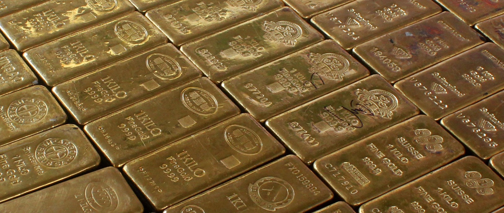 ३३ केजी सुनसहित कलकत्ताबाट दुई नेपाली पक्राउ