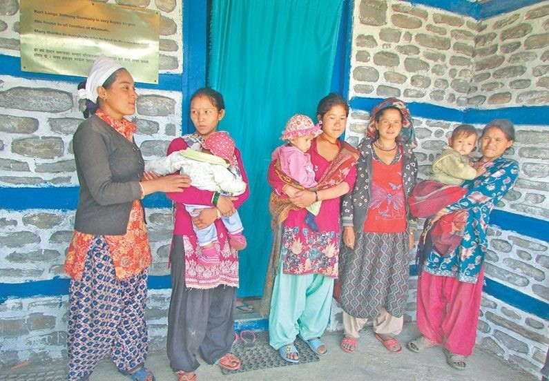 किशोरी उमेरमै आमा