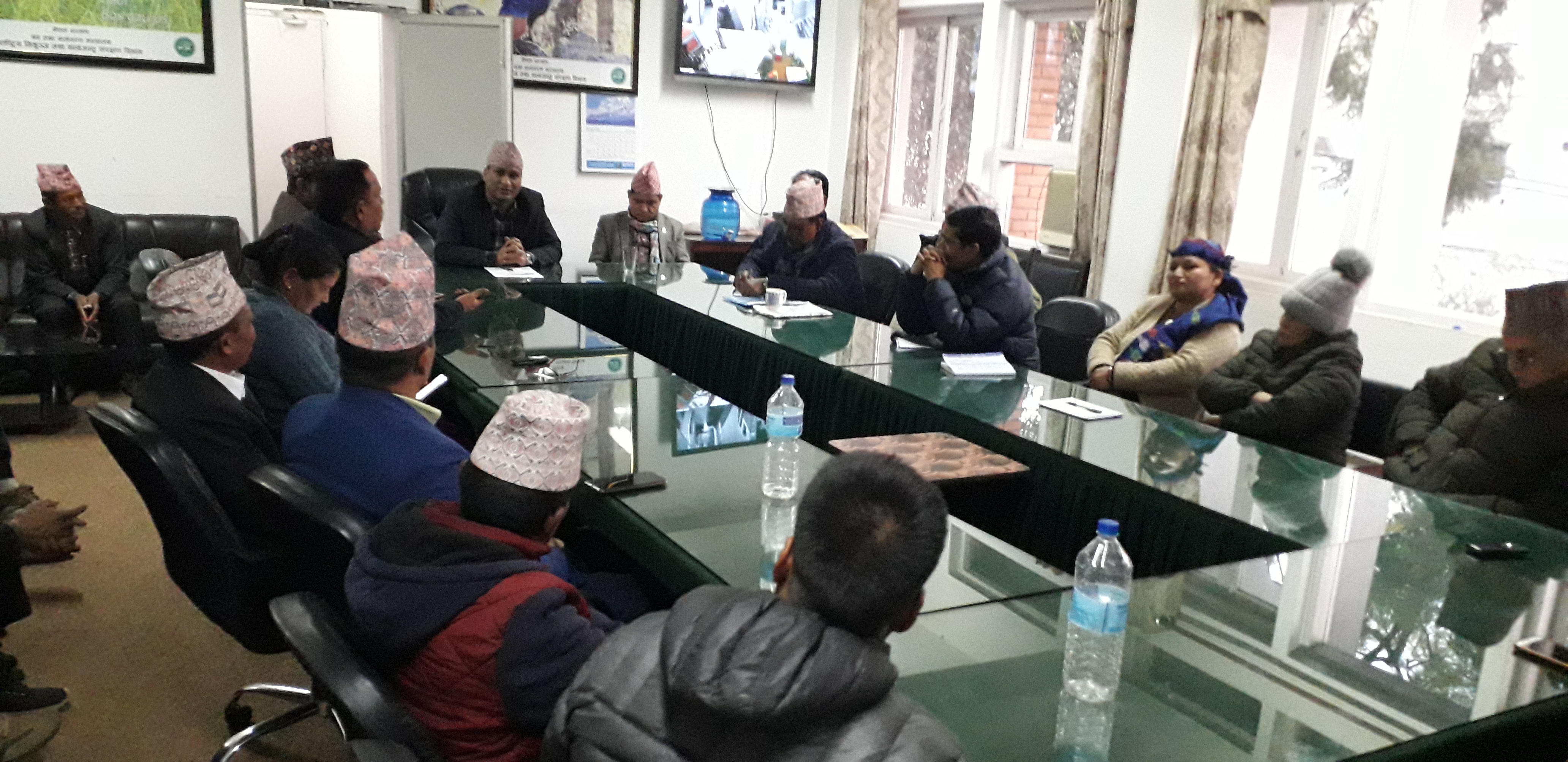 बहुमत लत्याए जनप्रतिनिधीले राजिनामा दिने