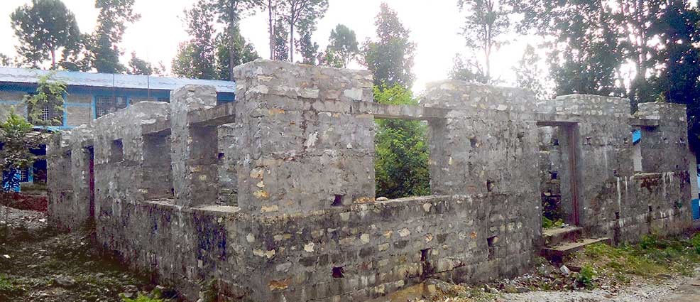 ठगाहा ठेकेदारलाई गृहको उन्मुक्ति