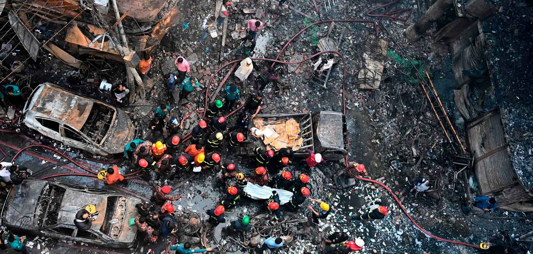 ढाकामा सिलिन्डर पड्केर आगलागी हुँदा ७० जनाको मृत्यु