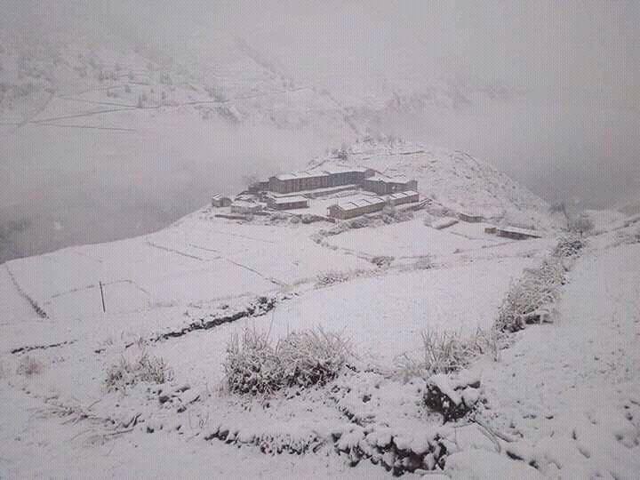 हिउँमा मुछिएका विद्यालयले , विद्यार्थी उतिर्ण दर बढाउन तयारी कक्षा मार्फत डोल्पामा होडबाजी