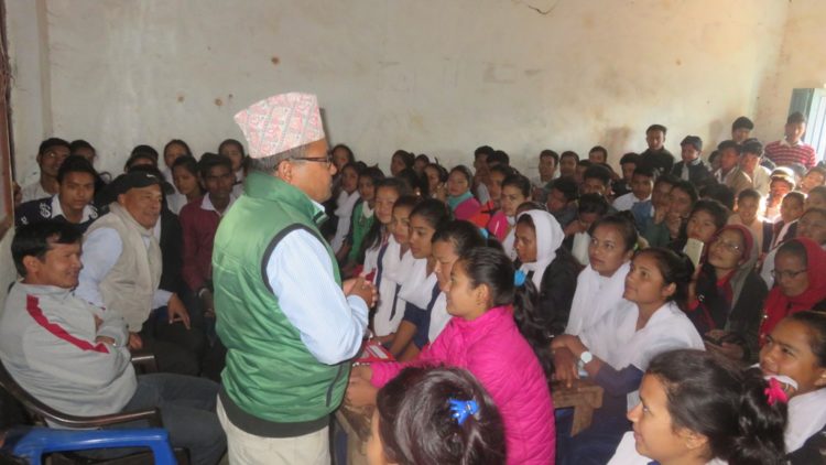 विद्यालय छाडेकाहरु धमाधम फर्कदै विद्यालयमा