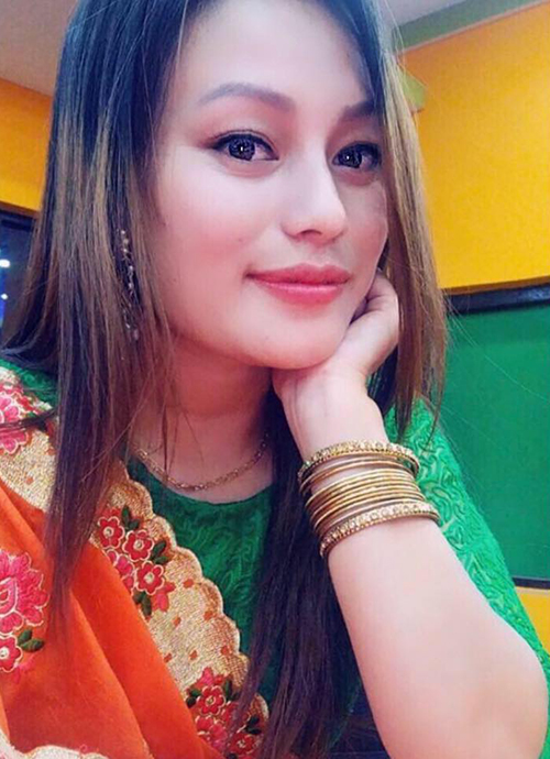 डोल्पाली चेली, डोल्पाकै सेवामा