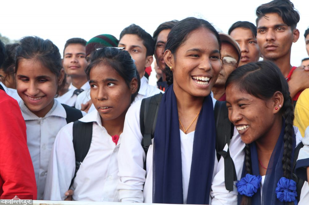 “हामी कलाकारलाई सुन्छौं”
