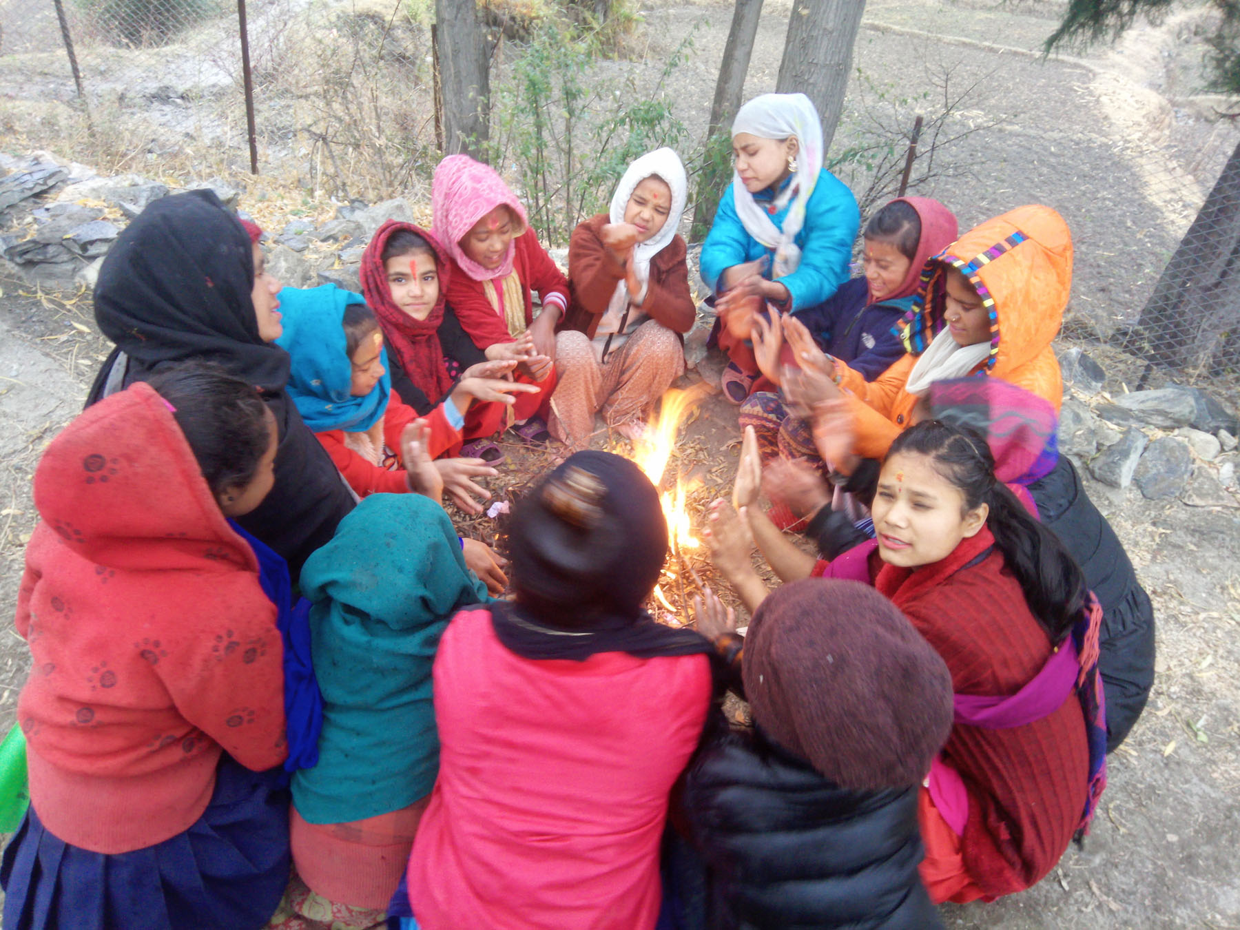 हिमपातले कत्तै खुसी , कत्तै वेखुसी