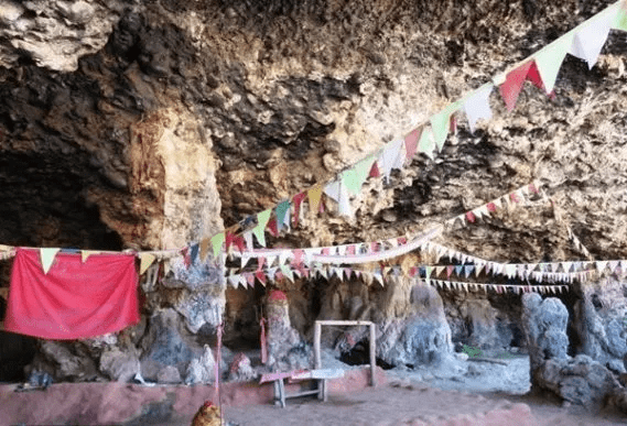पर्यटकीय तथा धार्मिक सम्भावना बोकेको भुमेश्वर गुफा ओझेलमा