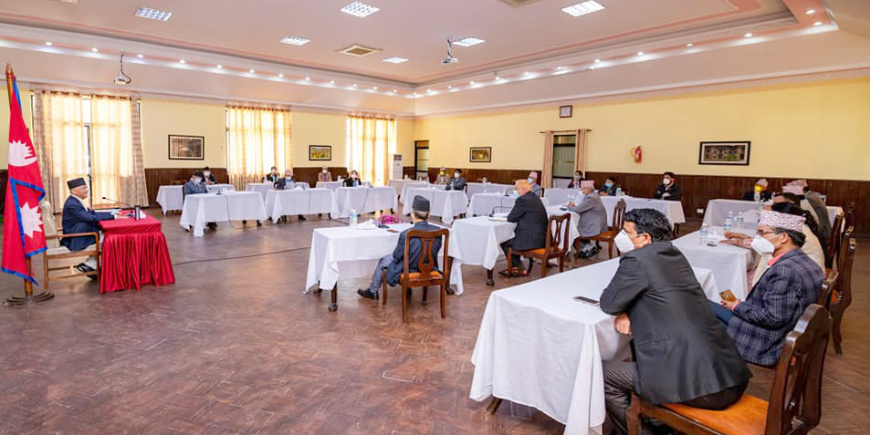 अध्यक्ष ओली र दाहालबाट पार्टीका सांसद्हरुसँग छलफल