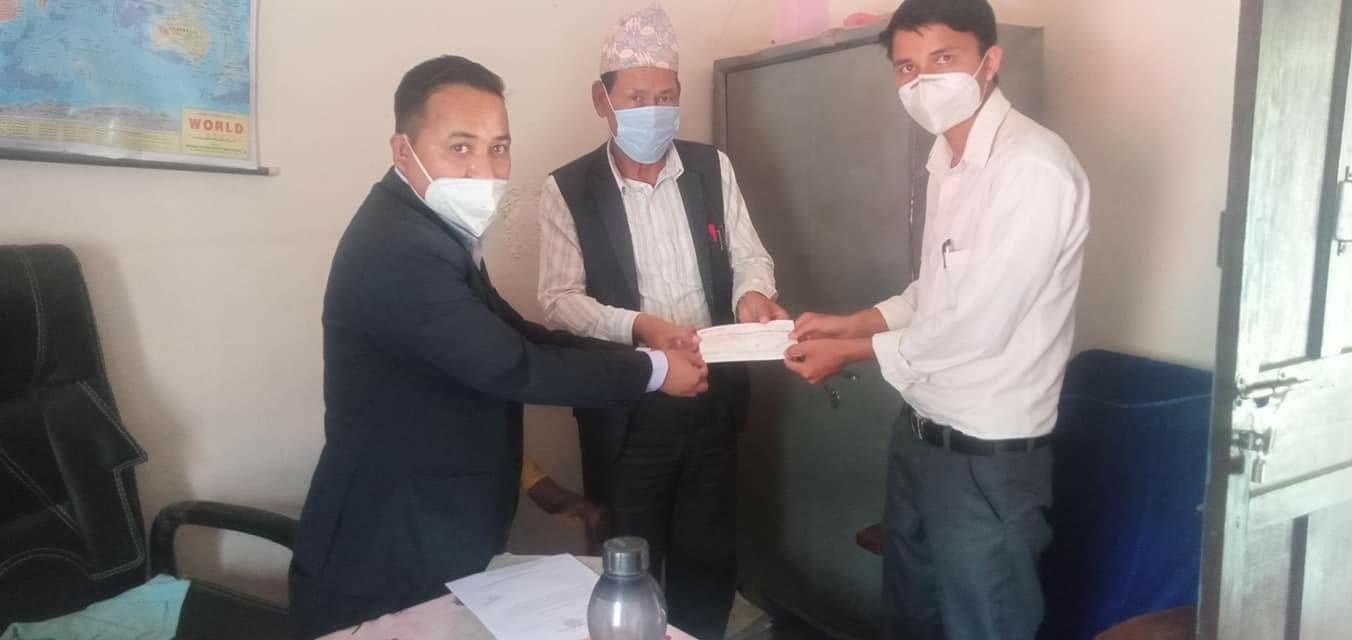 कोरोना नियन्त्रण तथा रोकथाम ः छिमेकी लद्युवृतले नलगाड नगरपालिकालाइ सहयोग