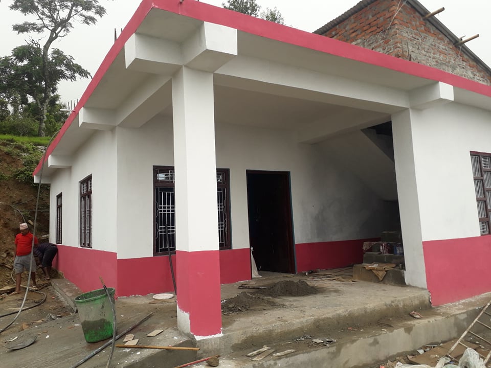 शिवालयमा धमाधम स्वास्थ्य संस्था निर्माण हुँदै
