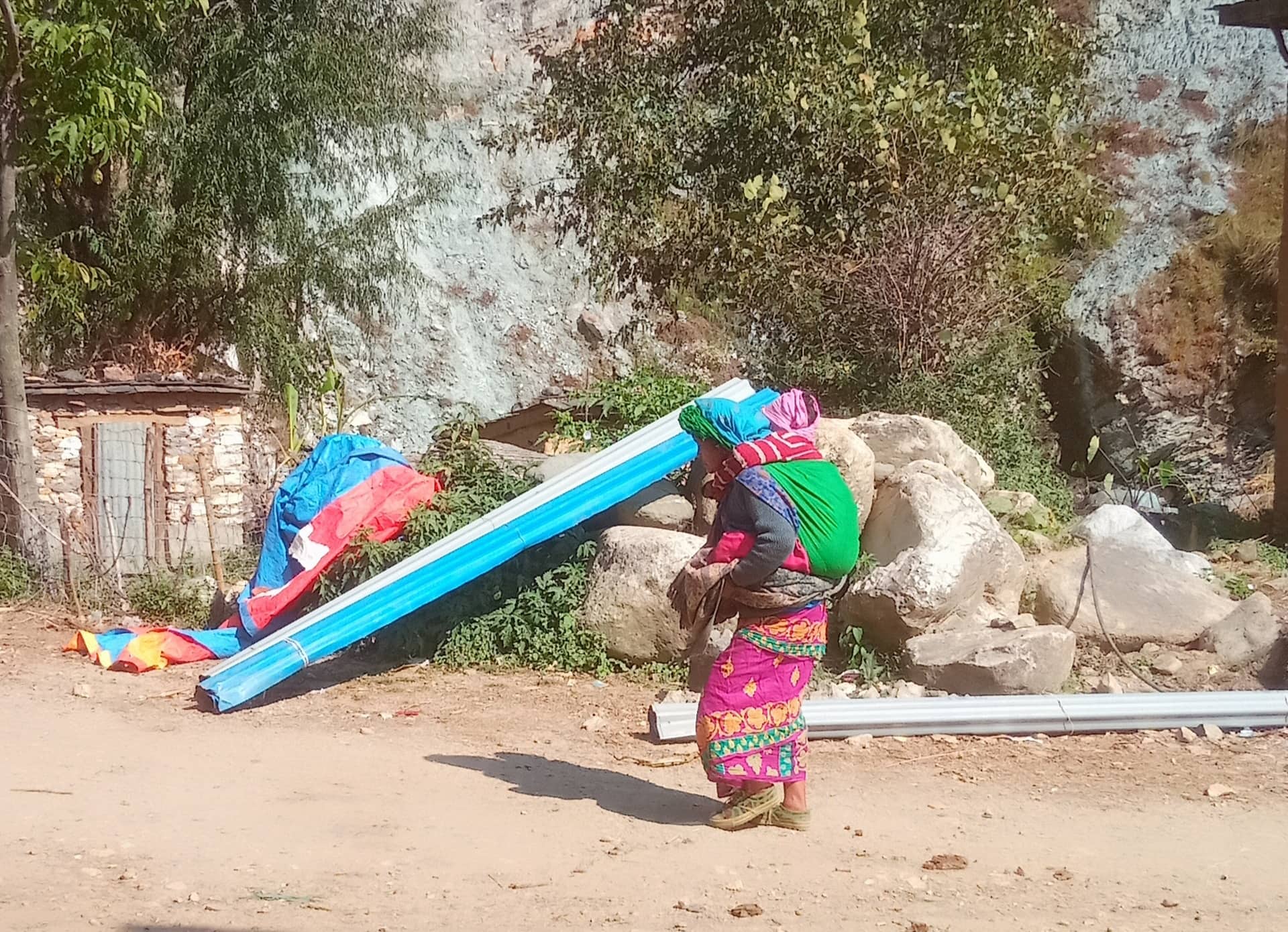 दुर्गमको स्वास्थ्य सेवा ः औषधि पसलकै भर