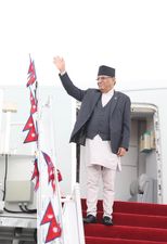 प्रधानमन्त्री दाहाल स्वदेश फिर्ता